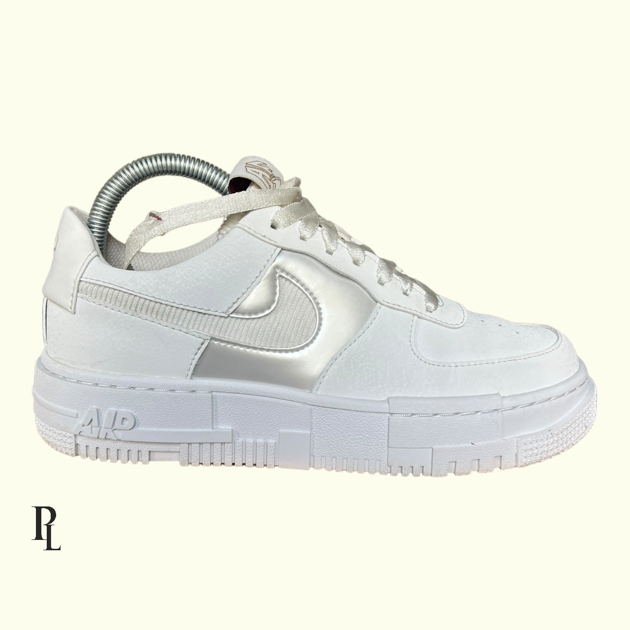 Air Force 1 Pixel Gold Chain - Size UK4.5/EU38