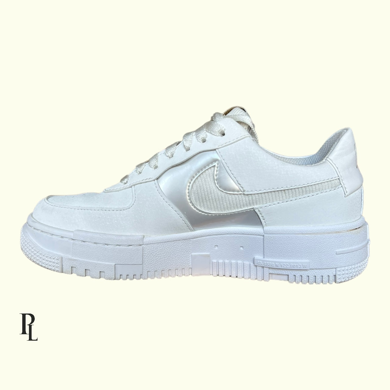 Air Force 1 Pixel Gold Chain - Size UK4.5/EU38